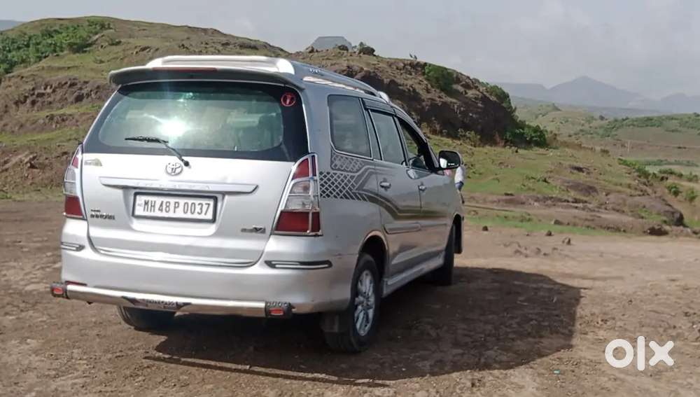 Toyota Innova 2012 Diesel 160000 Km Driven