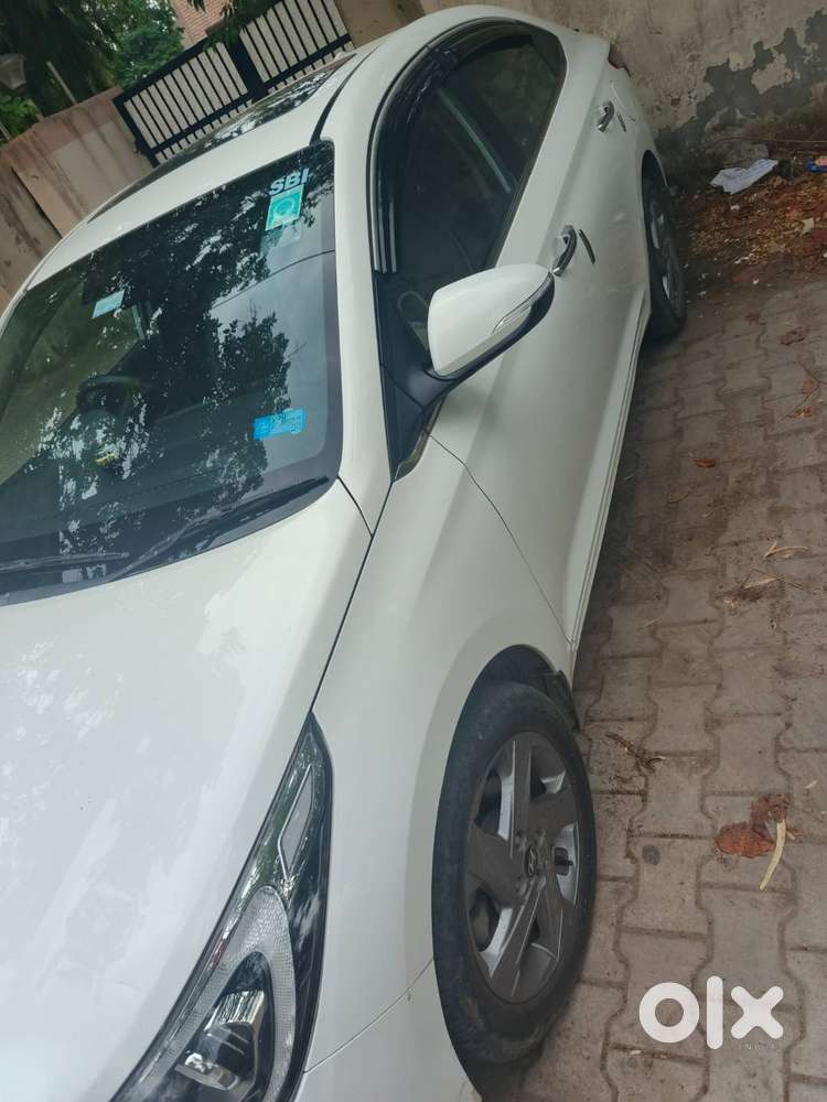 Verna 2021 Diesel(white)