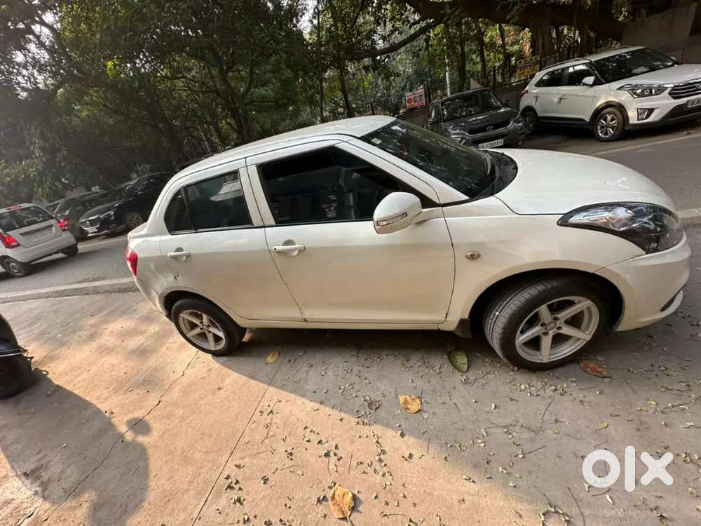 Dzire 2016 Delhi 1st Owner Petrol White