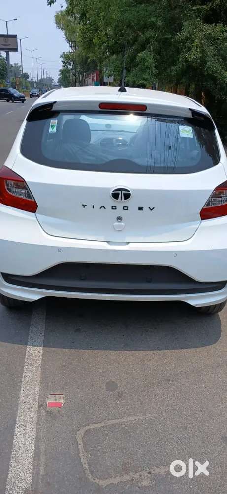 Tata Tiago Ev 2026 Electric 950 Km Driven