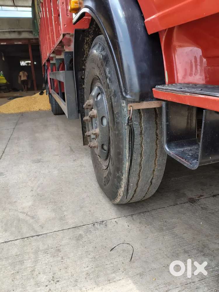 Good Condition All Tyre New All Paper Clear