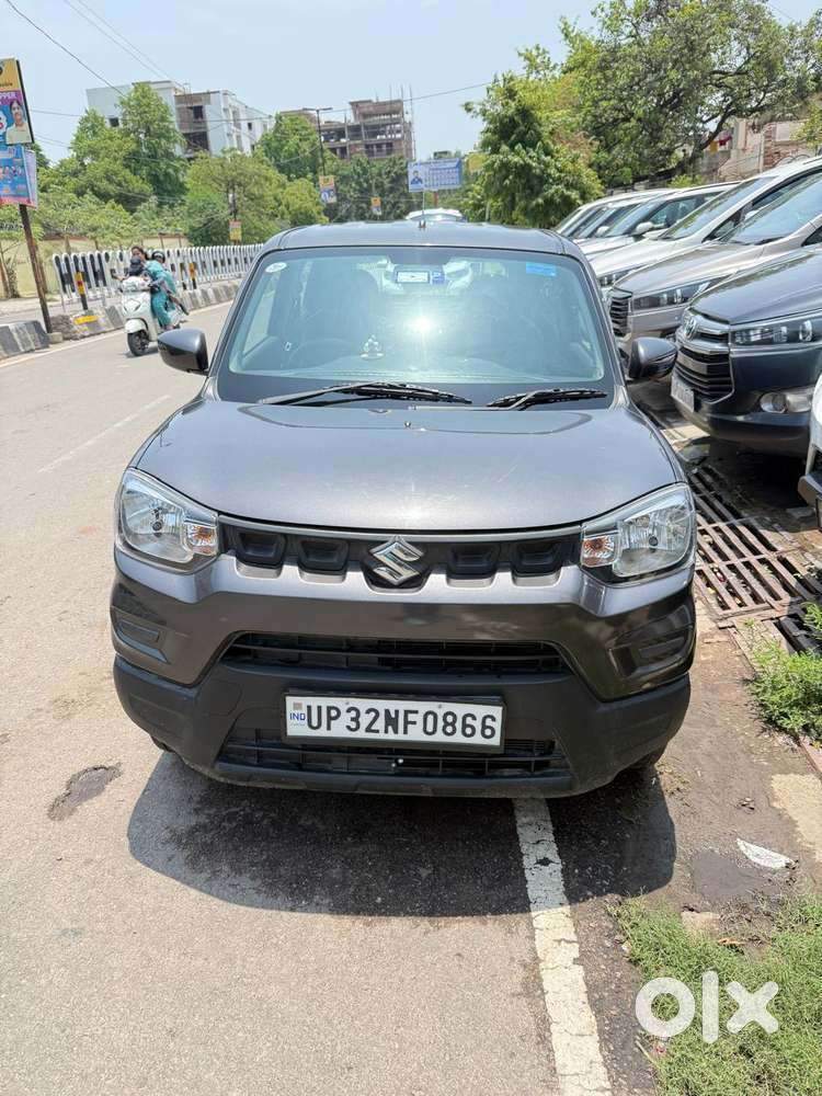 Maruti Suzuki S-presso Vxi Opt, 2022, Petrol