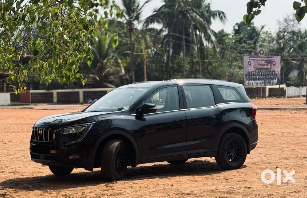 Mahindra Xuv 700 Manual Petrol 2025