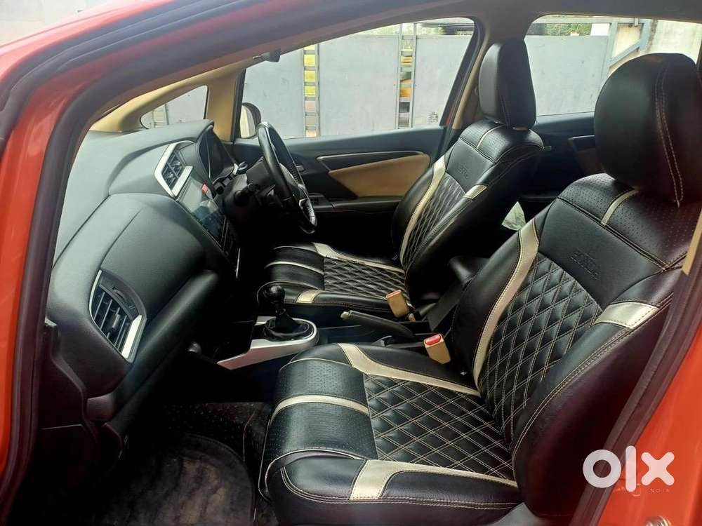 Honda Jazz 2016 Diesel Well Maintained