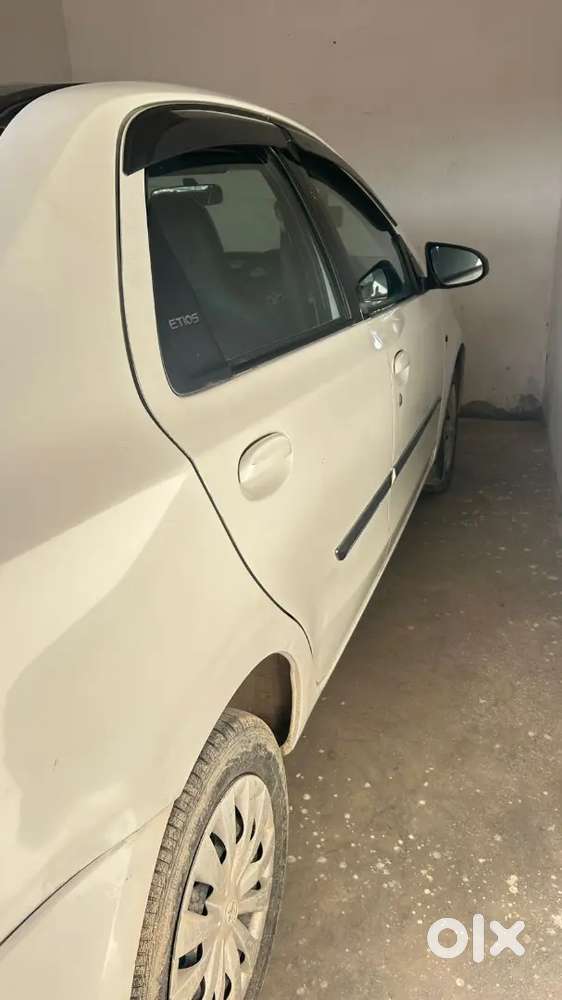 Toyota Etios 2011 Petrol 72000 Km Driven