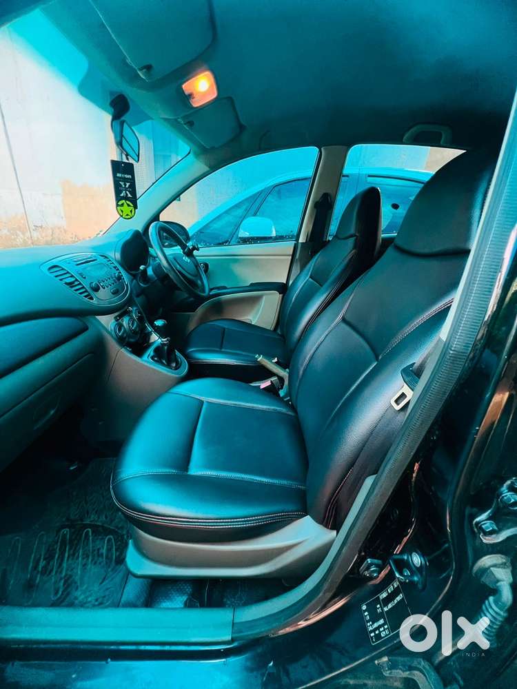 Hyundai I10 Sportz Petrol 2010