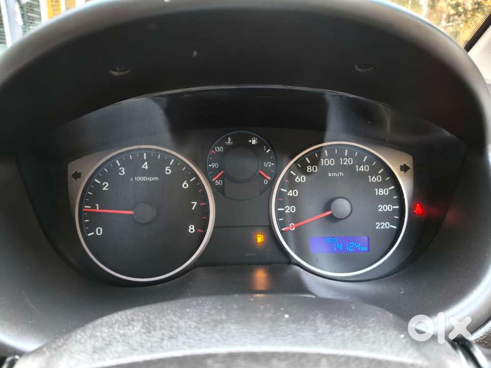 Hyundai I20 Sportz Plus, 2014, Petrol