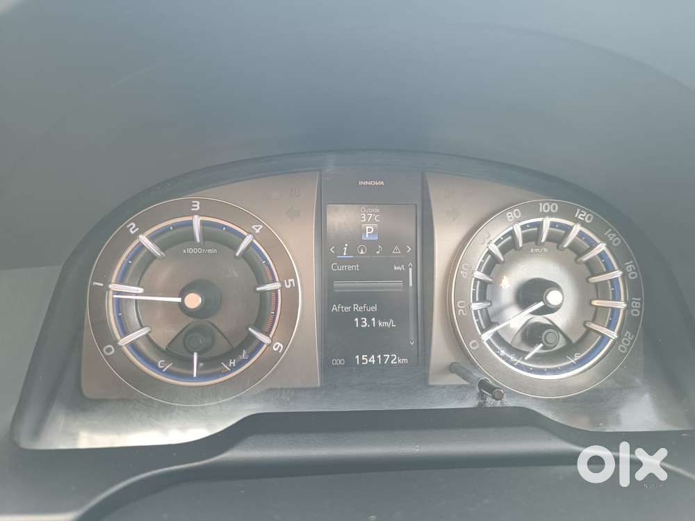 Toyota Innova Crysta 2.8z Automatic, 2016, Diesel