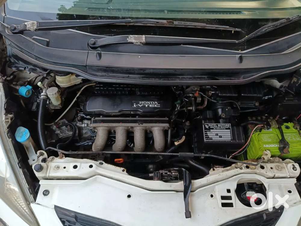 I Want To Sell My Honda Jazz Car.
