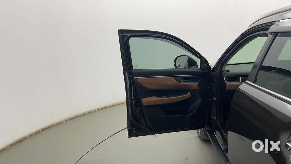 Honda Elevate Zx Cvt, 2023, Petrol