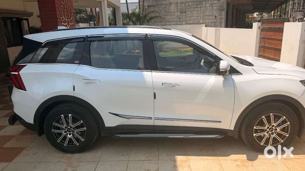 Mahindra Xuv700 Diesel 2025