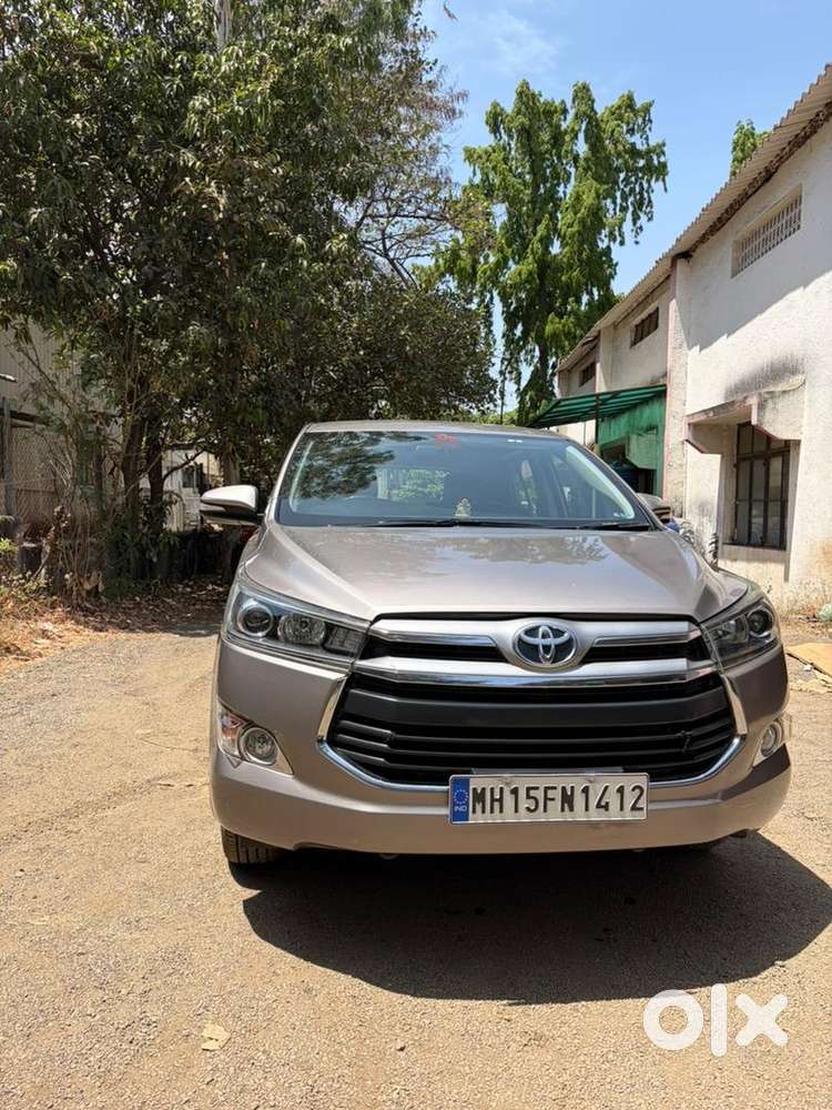 Toyota Innova Crysta 2016 Diesel 61000 Km Driven