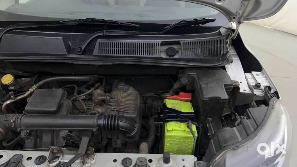 Renault Triber Rxz Easy-r Amt, 2020, Petrol