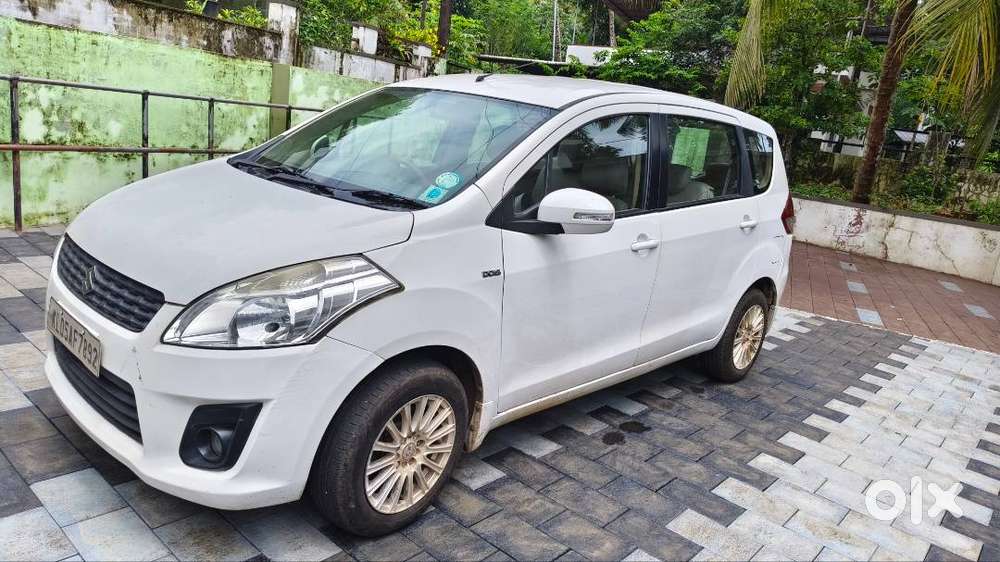 Maruti Suzuki Ertiga 2012
