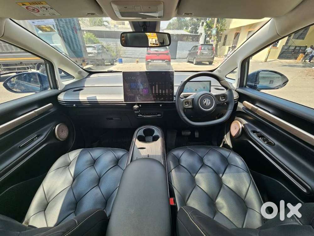 Mg Windsor Ev Essence, 2024, Electric