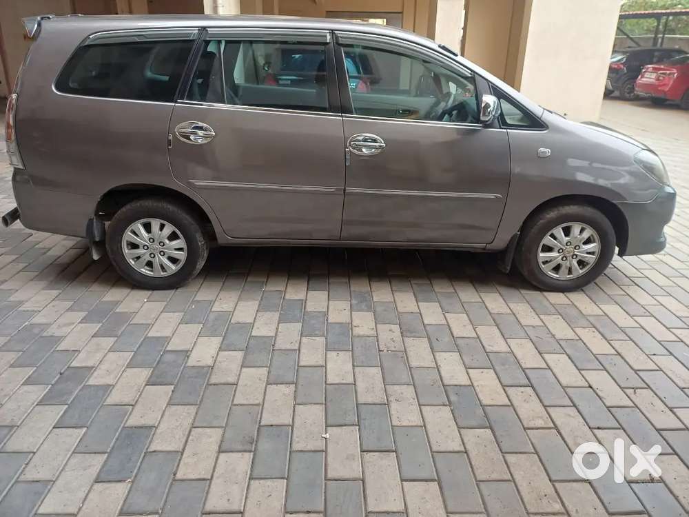 Toyota Innova 2010 Diesel 234539 Km Driven