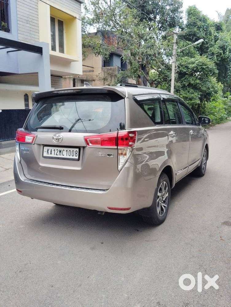 Toyota Innova Crysta 2.4 Vx Mt, 2024, Diesel