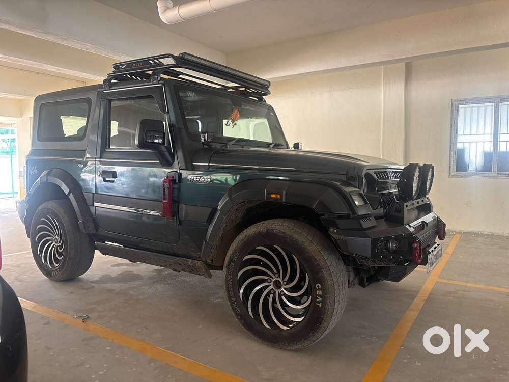 Mahindra Thar Petrol 2023