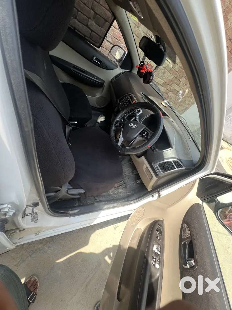 New Shape Hyundai I20 Crdi 2013 Diesel