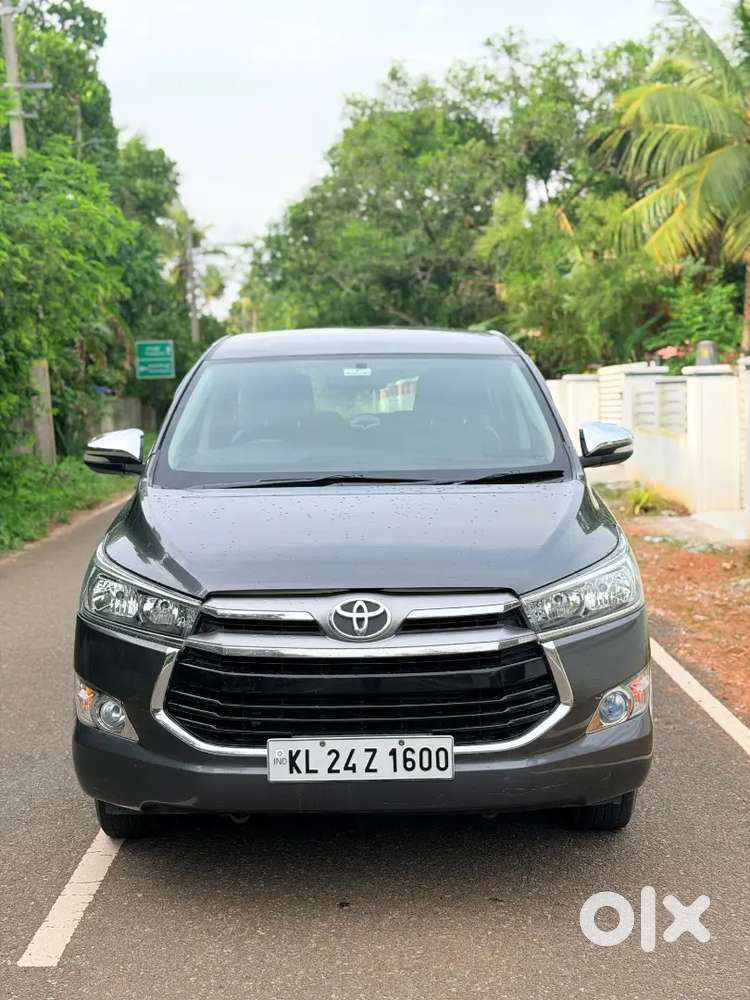 Toyota Innova Crysta 2017 Diesel Second-hand