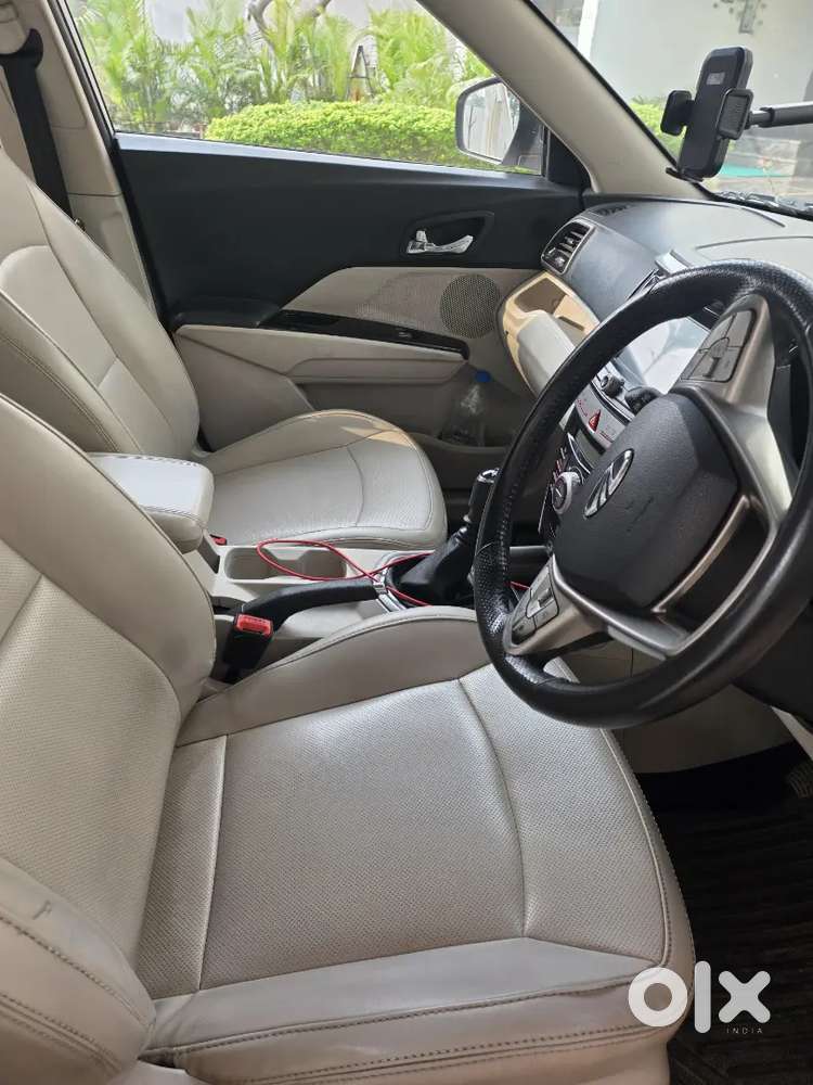 Mahindra Xuv300 W8 2022 Diesel Well Maintained