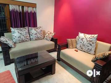 Olx sofa store set old