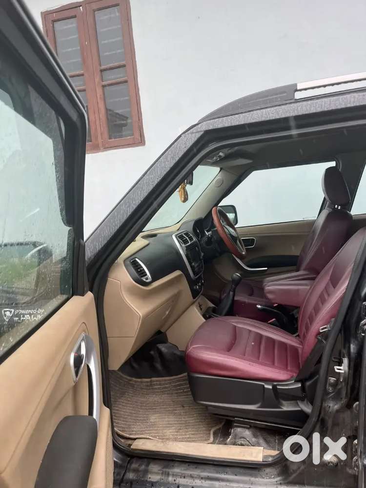 Mahindra Tuv 300 2017 Diesel Manual Top And Variant