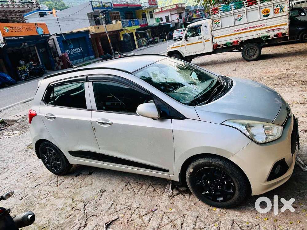 Hyundai Grand I10 Sportz 2013 – 2nd Owner, Well Maintainedthik Hai, ₹2