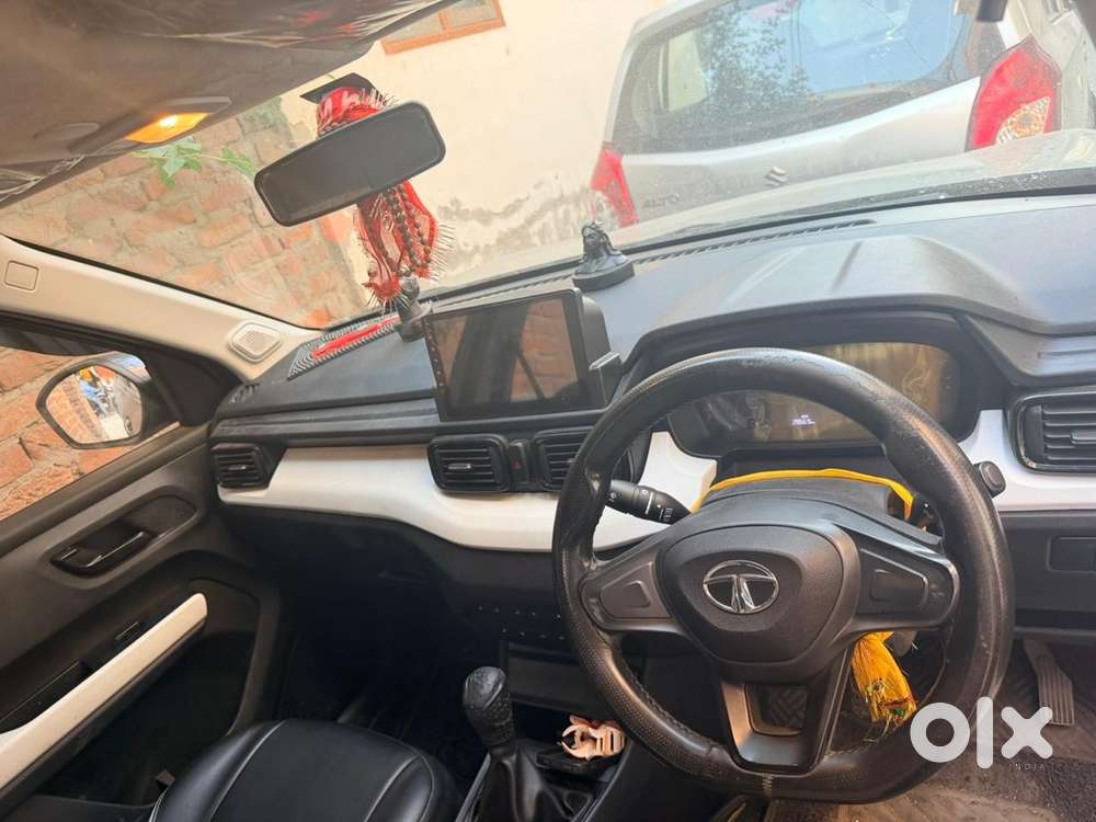 Tata Punch Petrol 2024