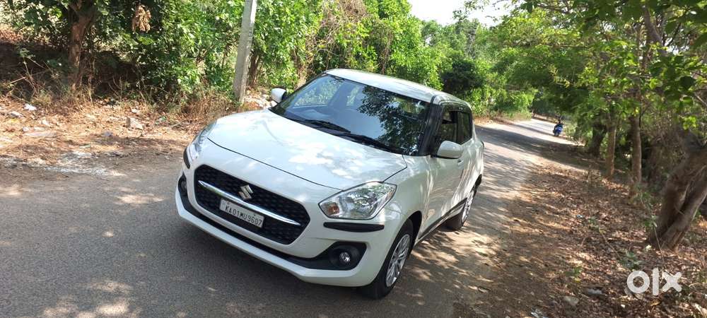 Maruti Suzuki Swift Vxi + Manual, 2020, Petrol