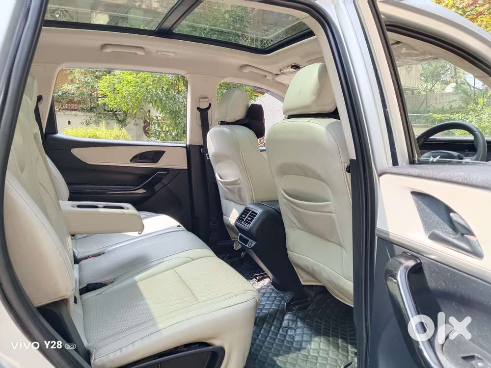 Mahindra Xuv700, 2021, Diesel