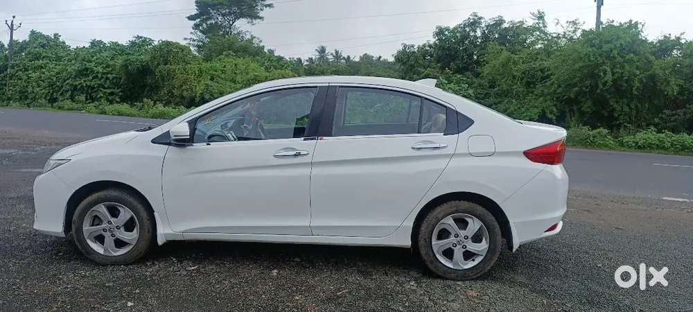 Honda City 1.5 Vx, Ivtec, 2016 Model, Petrol, Sunroof, Good Condition