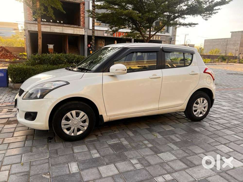 Maruti Suzuki Swift 2014 Diesel 94000 Km Driven
