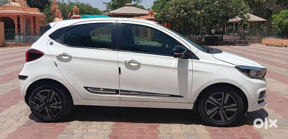 Tata Tiago Xz Opt, 2024, Petrol