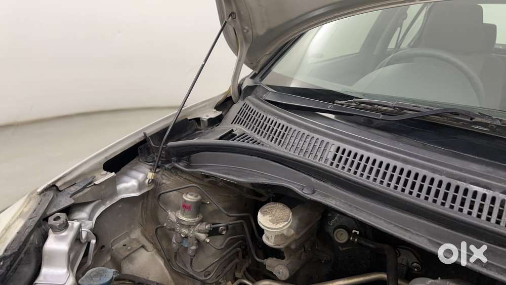 Maruti Suzuki Swift Dzire 1.2 Vxi Bsiv, 2011, Petrol