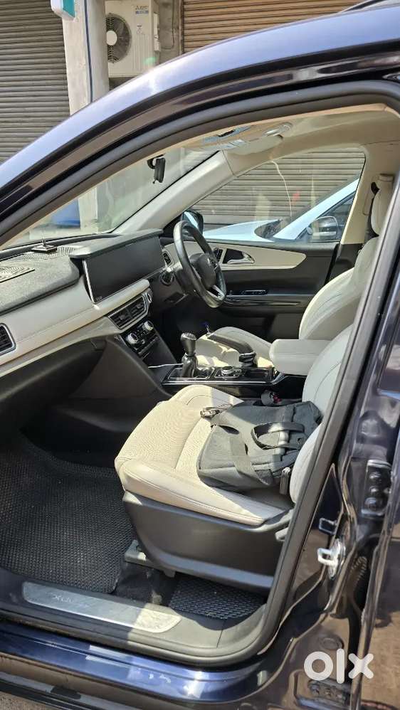 Mahindra Xuv700 Diesel Manual 2023