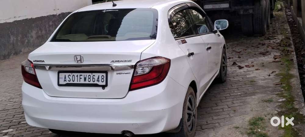 Honda Amaze 2nd Gen 2017 Diesel Well Maintained