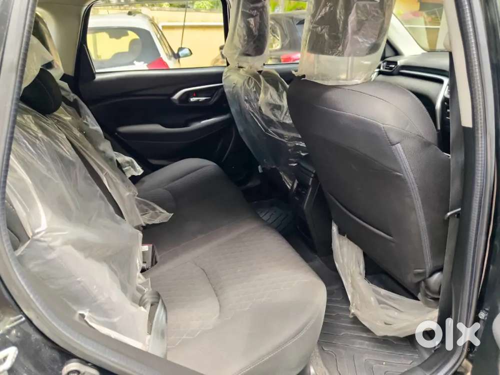 Toyota Urban Cruiser Hyryder 2025 Petrol 17000 Km Driven