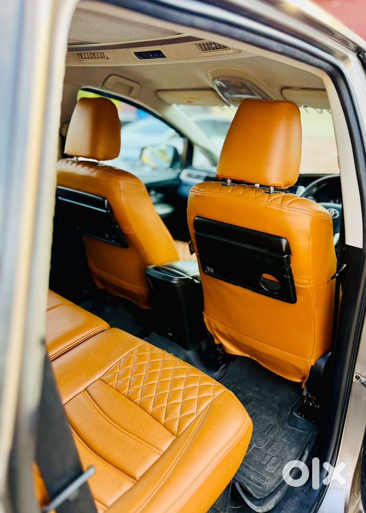 Toyota Innova Crysta 2.4 V 7 Str, 2018, Diesel