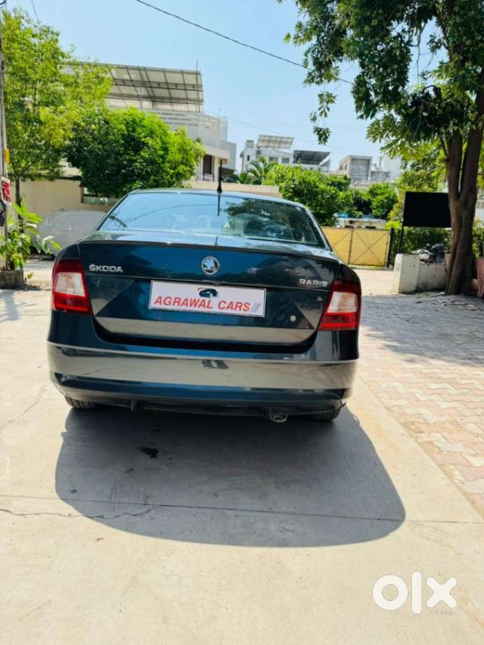 Skoda Rapid 1.0 Tsi Ambition, 2022, Petrol