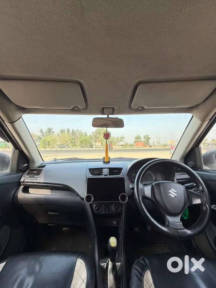 Maruti Suzuki Swift 2013 Cng & Hybrids Well Maintained