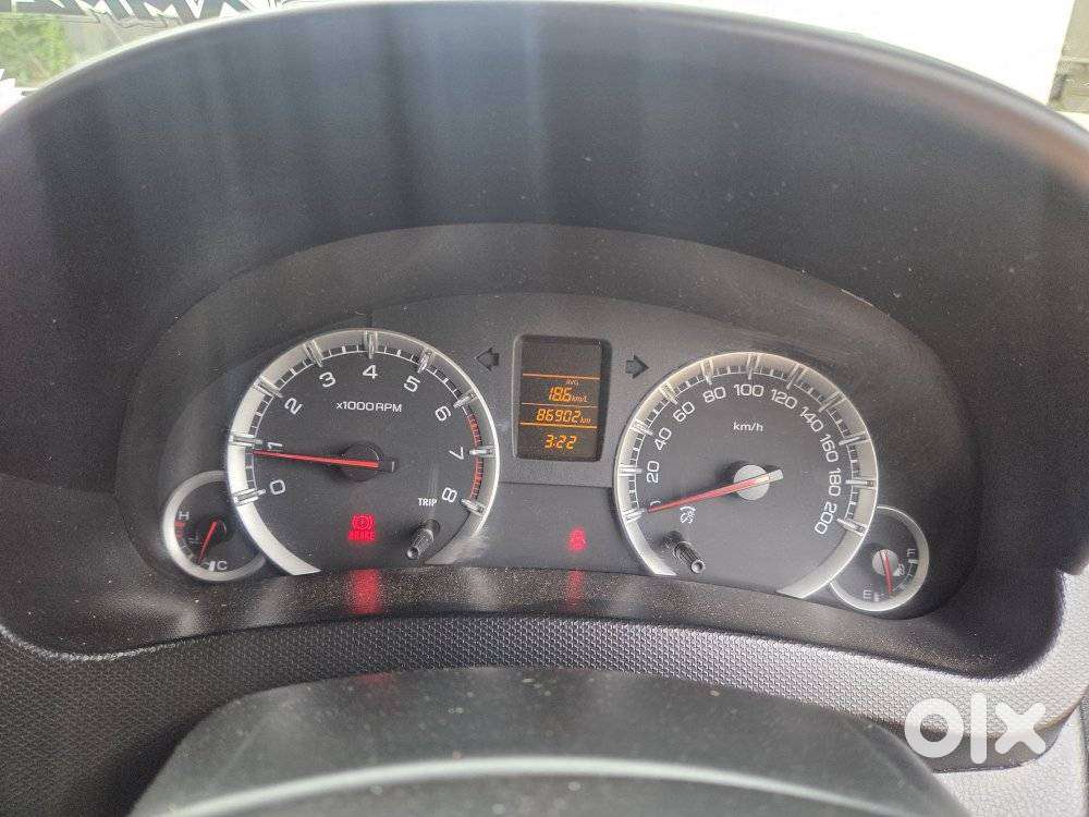Maruti Suzuki Swift Vxi + Manual, 2012, Petrol