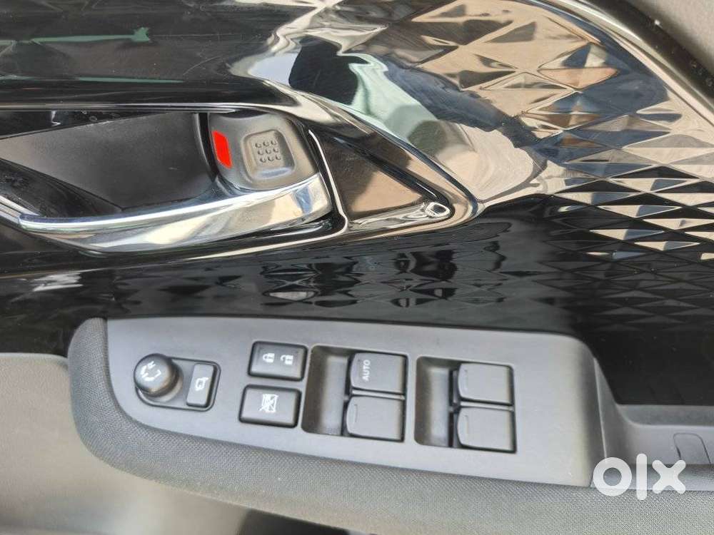 Maruti Suzuki Victoris Others, 2025, Petrol