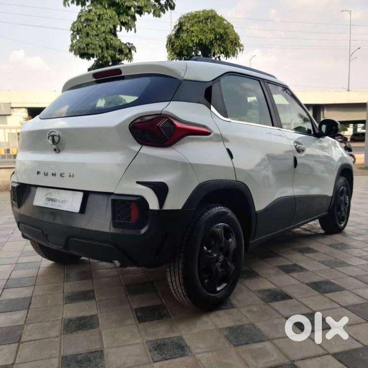 Tata Punch Accomplished Amt, 2022, Petrol