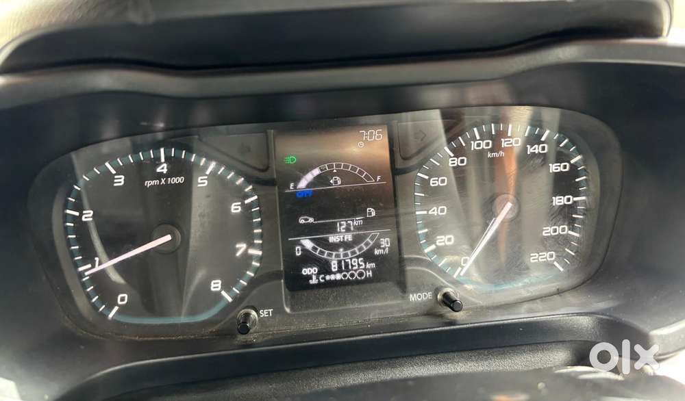 Tata Altroz Xz, 2022, Petrol