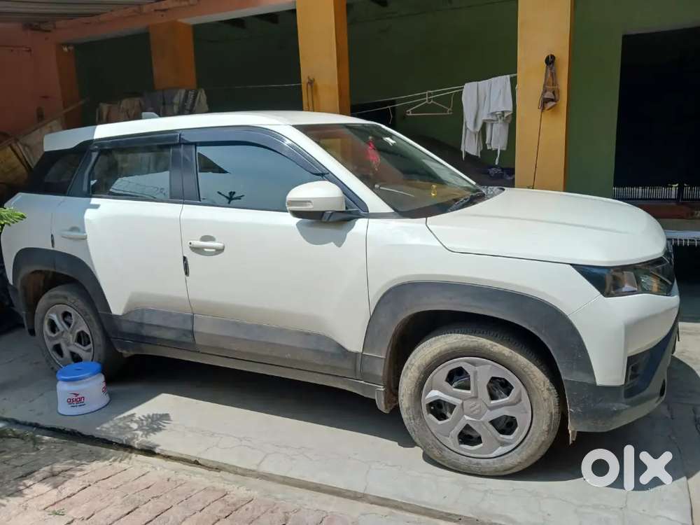 Maruti Suzuki Brezza 2024 Cng & Hybrids 40000 Km Driven