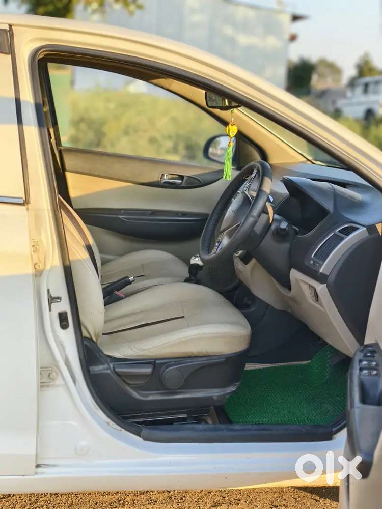 Hyundai I20 Diesel Manual 2012