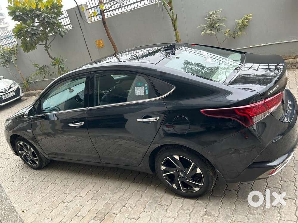 Hyundai Verna 2023 Car