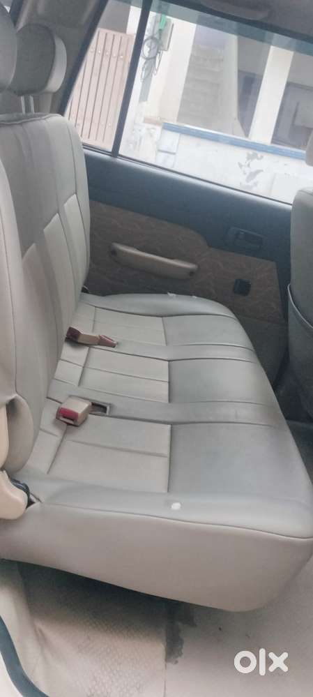 Chevrolet Tavera Neo Lt-l - 7 Seats Bsiii, 2013, Diesel