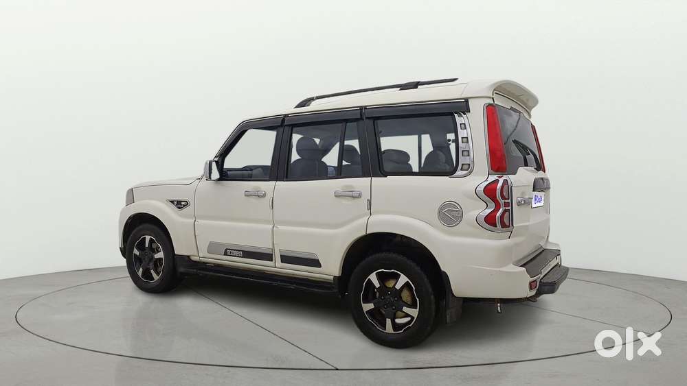 Mahindra Scorpio Classic 2.2 S 11 Mt 7 Str, 2023, Diesel